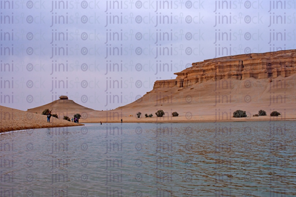 The Magic lake in Fayoum Egypt .. البحيرة المسحورة فى الفيوم