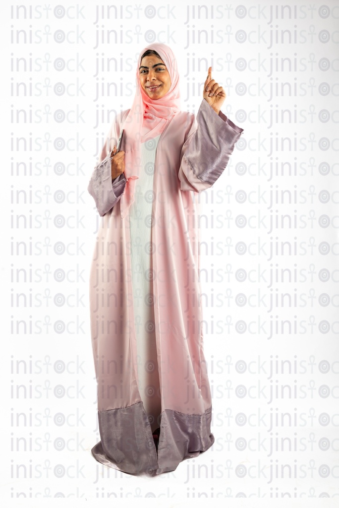 khaliji arab saudi woman from gulf pointing at  something