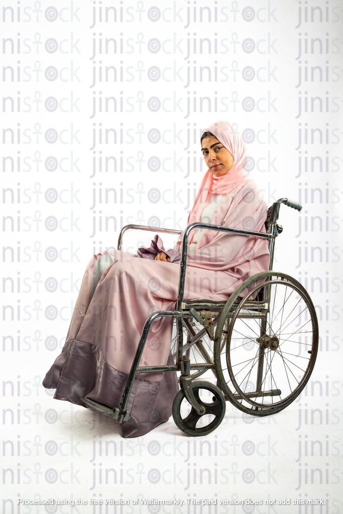 saudi khaliji woman on a wheelchair from gulf