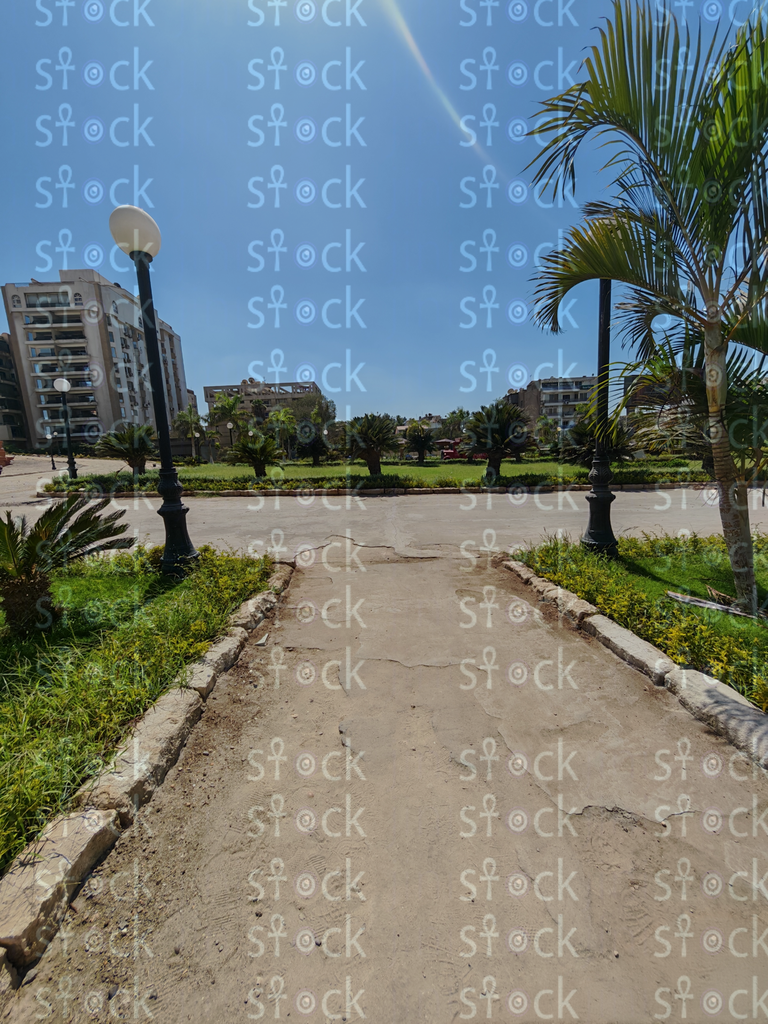 ممر مظلل قرب قصر البارون