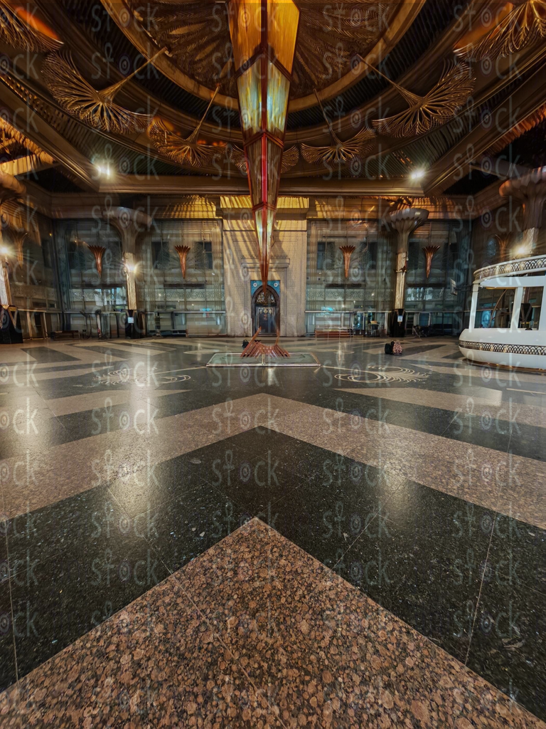  تناظر ليلي رائع في محطة القاهرة المركزية