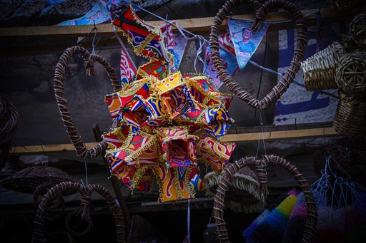 Ramadan kaiamia lantern