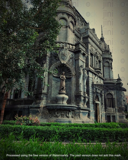 old historical caslte that looks scary el sakakini palace