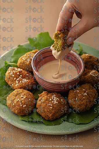 Falafel with tahini dip
