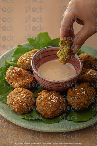 Sesame falafel with tahini sauce