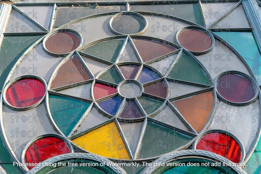 وردة قوطية مستديرة