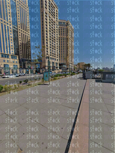 أبراج شاهقة تنظر إلى النهر بفخر