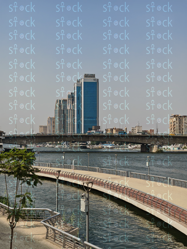  جزء من ممشى اهل مصر السياحى في منتصف النيل