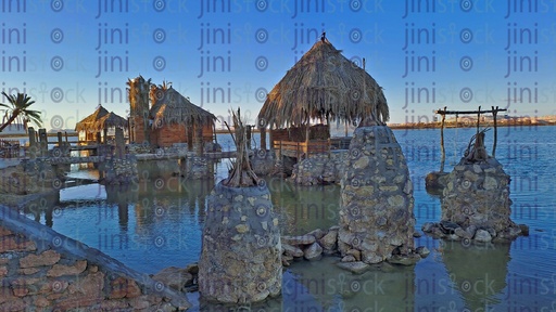 Fatnas Island in Siwa Oasis   صوره عالية الجودة ل جزيرة فطناس في واحة سيوة